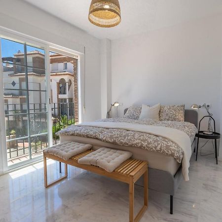 Apartamento Blue Marine Gardens I With Pool La Herradura  Exterior foto